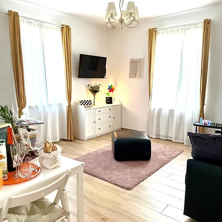 Gemelli-san Pietro-trastevere-casa Con Posto Auto Apartment Rome