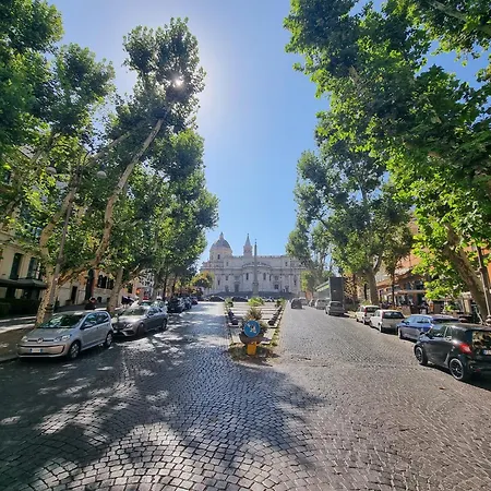 Apartment Luxury 2 Bedroom In The Heart Of
