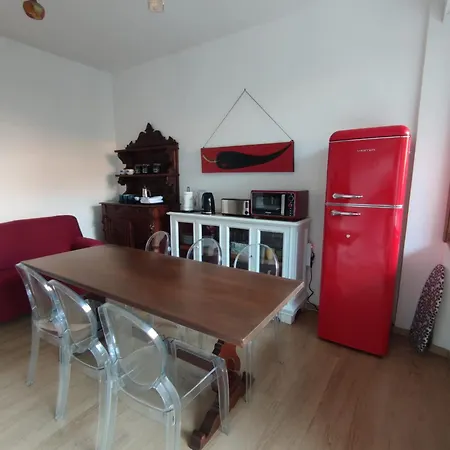 Vanity - 4 Bedrooms With 4 Bathrooms - Ac & Wifi Apartment