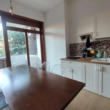 Vanity - 4 Bedrooms With 4 Bathrooms - Ac & Wifi Apartment