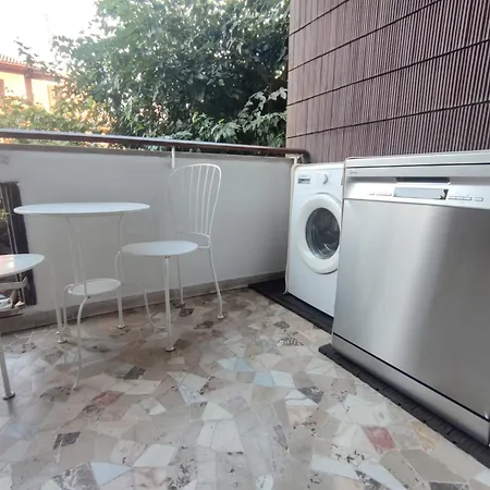 Vanity - 4 Bedrooms With 4 Bathrooms - Ac & Wifi Apartment Rome