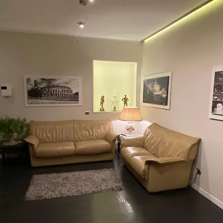 Balestra Palace *