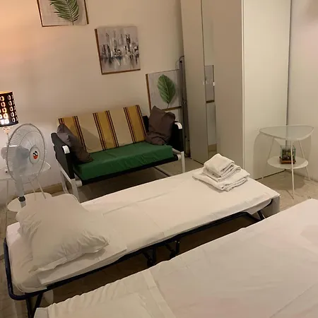 4 Season Bed & Breakfast Rome