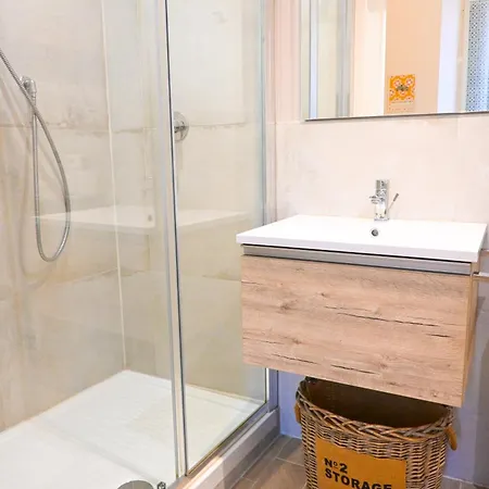 Appartamento Casa Pesa 2 2 Baths Center Roma