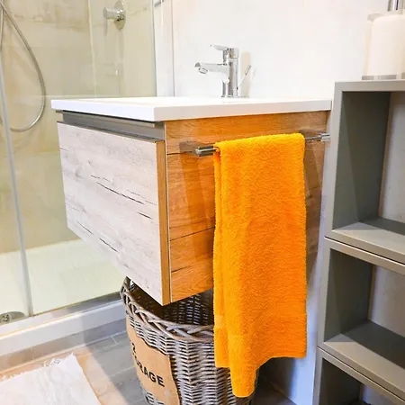 Casa Pesa 2 2 Baths Center Apartment Rome