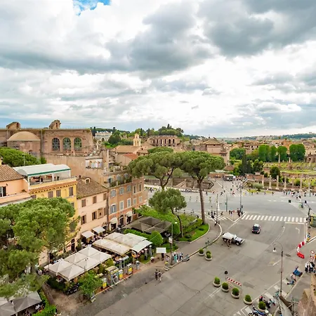 Maxima: Amazing View Of The Roman Forum *