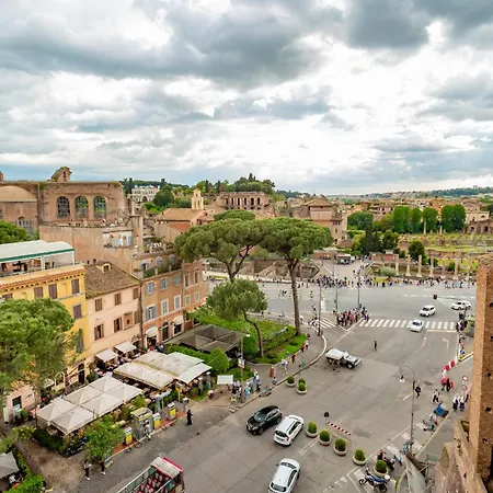 Maxima: Amazing View Of The Roman Forum * Rome