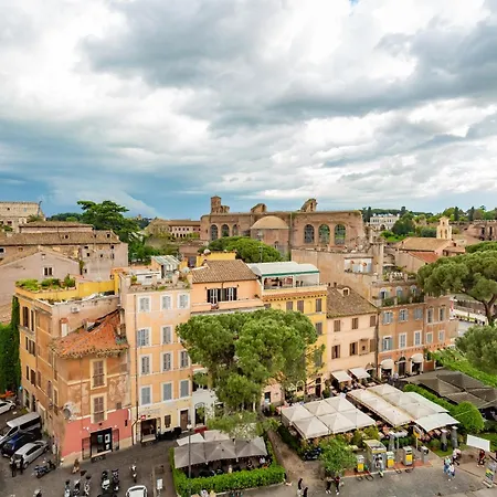 Maxima: Amazing View Of The Roman Forum Rome