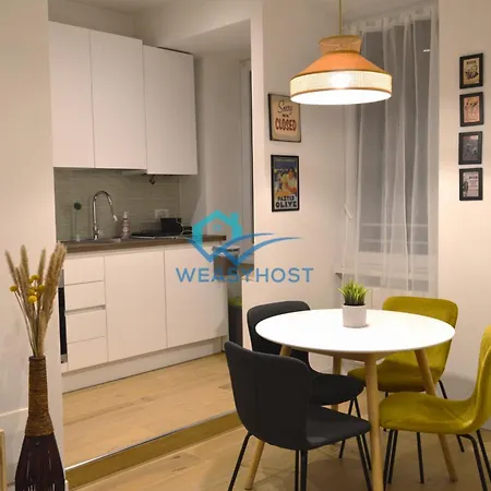 Apartment Renovated & Bright Tuscolanaflat