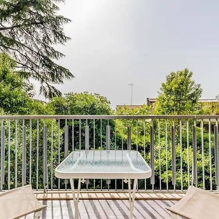 Apartment Luxury Front Of Cavalieri Hilton