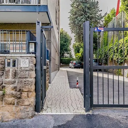 Apartment Luxury Front Of Cavalieri Hilton *