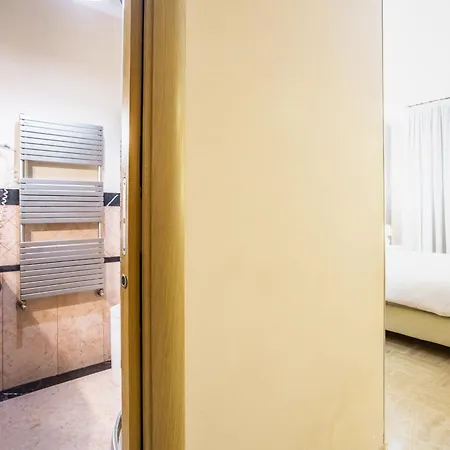 Luxury Opera Guest house