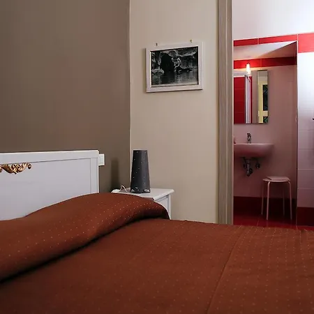 74 Crescenzio House Guest house