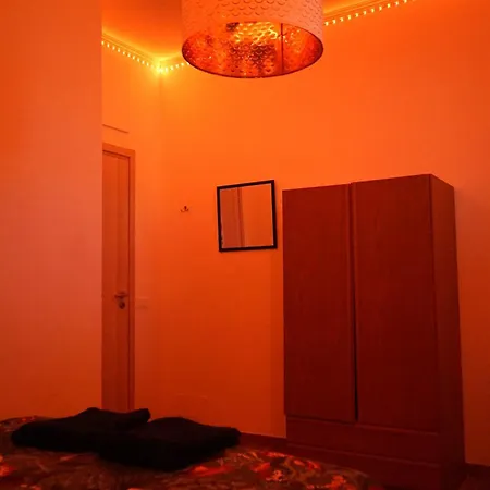Cozy 2* Rome