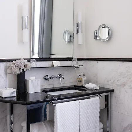 Vilon - Small Luxury Of The World 5*