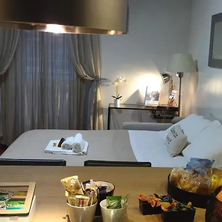 Pantheon Grand Apartment *