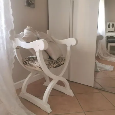 Domus Flavi Apartment *