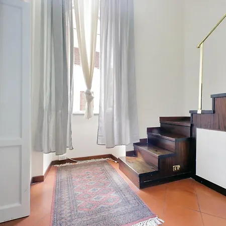 Leonina4 Cozy Rome