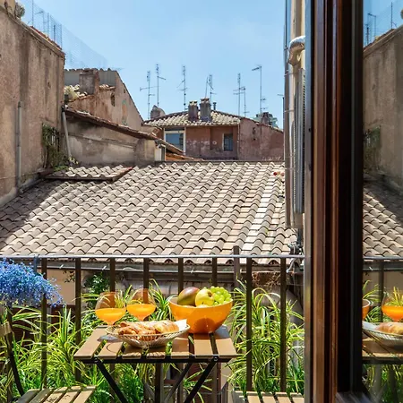 Iflat Pantheon's Roomy And Friendly Apartamento Roma