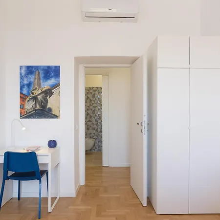 Appartamento Colosseo Modern By In *