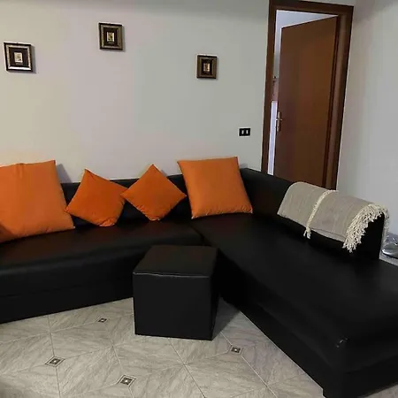 Pochi Passi Da San Pietro Metro A Cipro Apartment