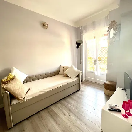 Matilda House Trastevere 8 Posti Letto *