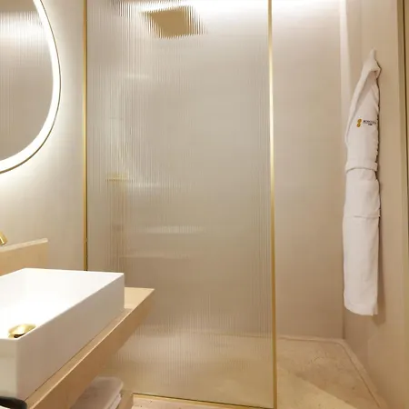 Borghese Contemporary Hotel