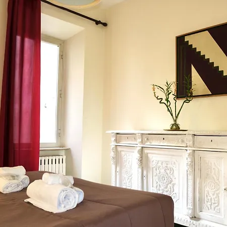 In Pieno Centro - Lily's House Rom