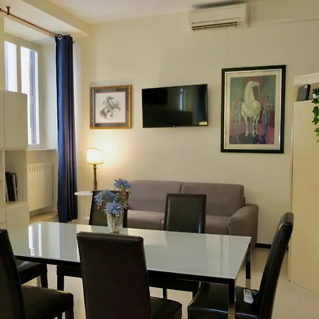 In Pieno Centro - Lily's House דירה רומא