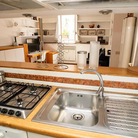Tamara E Gerardina House In Trastevere Rome