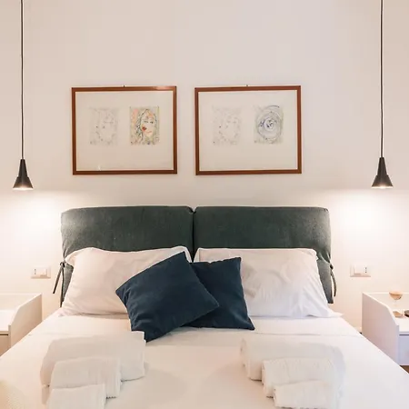 The Rent - In Trastevere Area Apartment