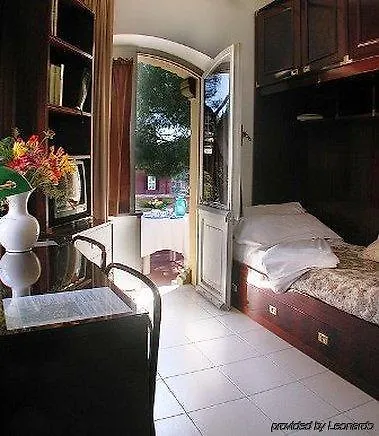 Tassoni Aparthotel Rom