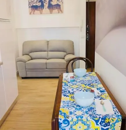 Termini/s.giovanni Sweet - Metro A/b Apartment *
