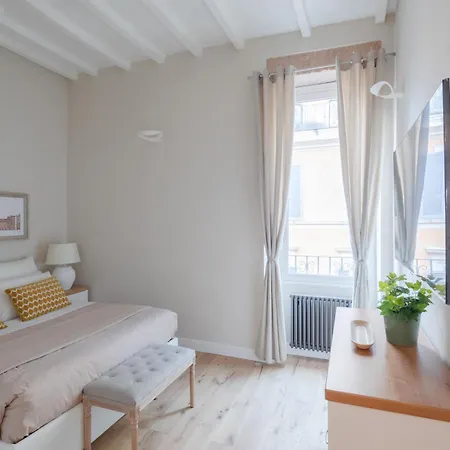The Break Apartment *