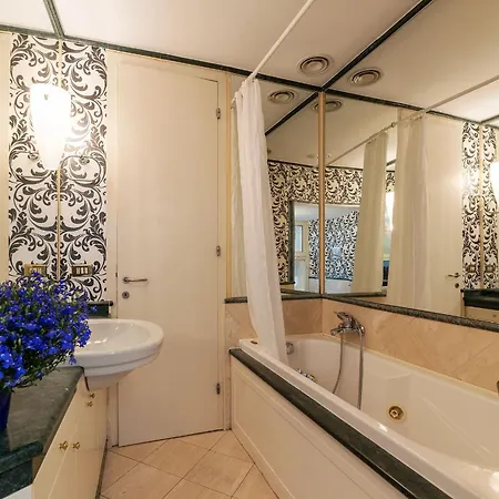 Apartment Piazza Di Spagna 90 Exclusive Rome
