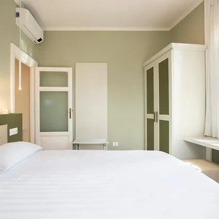 Gonfalone 6 Bed & Breakfast 5*