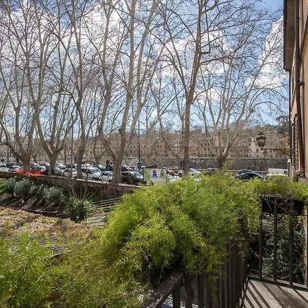 Gonfalone 6 Bed & Breakfast 5*
