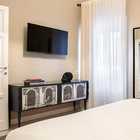 Gonfalone 6 Bed & Breakfast 5*