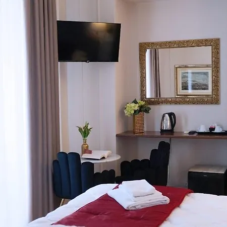 Boncompagni 3* Rome