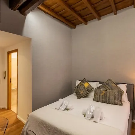 Chilling Via Del Corso Holiday home Rome