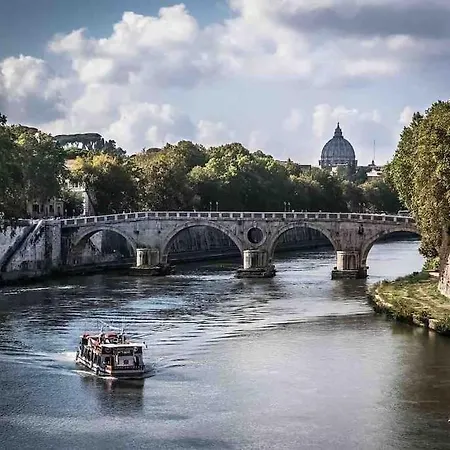 Trevi's Apartment Rome