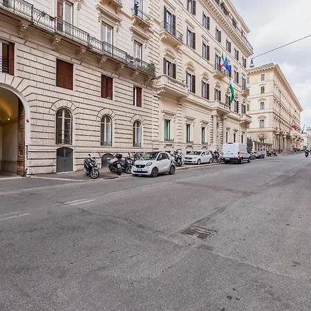 Bmga L Quirinale Cozy Corner Apartment