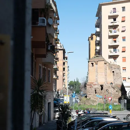 Casa M.o.r.e. Roma