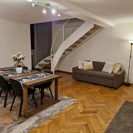 Coronari 45 Apartment *