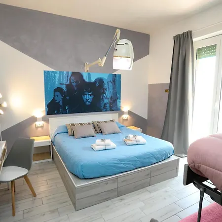 Cineroma Guest house