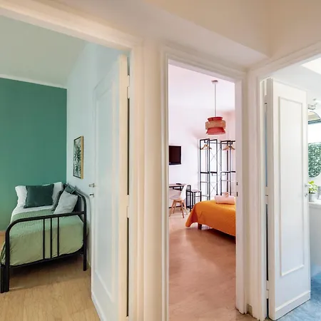 H501 Vatican Apartment *