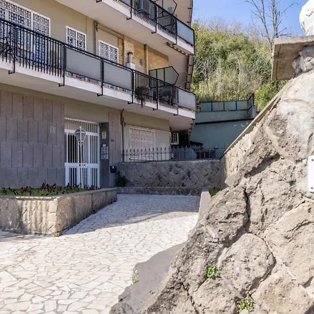 H501 Vatican Apartment Rome