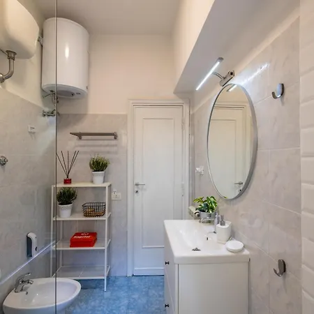 H501 Vatican Apartment