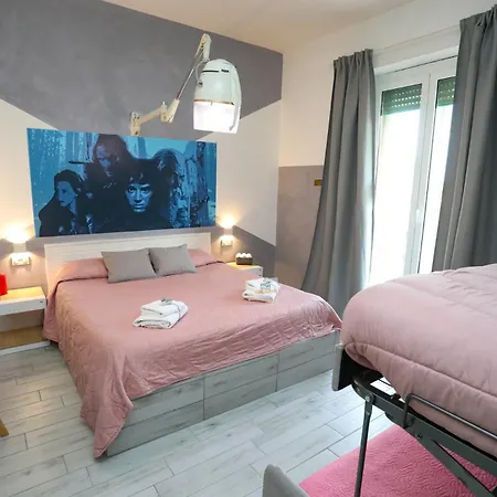 Cineroma Guest house