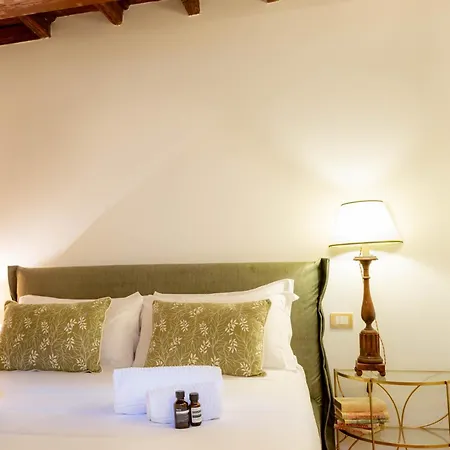 Pantheon Luxury House - Zeno 28 *
